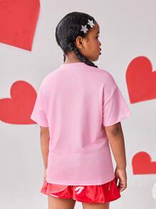 Camiseta de manga corta con estampado de corazón de subcultura de rayas rosa para niña preadolescente, diseño delicado y elegante, adecuada para la escuela, salidas y uso en todas las estaciones