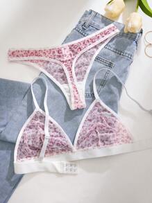 2pcs Women's Sexy Lingerie Set (Wireless Bra And Thong)