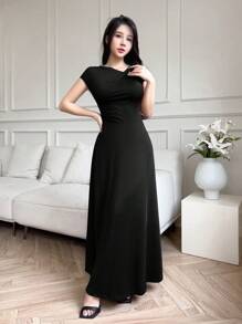 Modelyn Women Long Sleeveless Slim Fit Solid Color Dress - Black - View 4