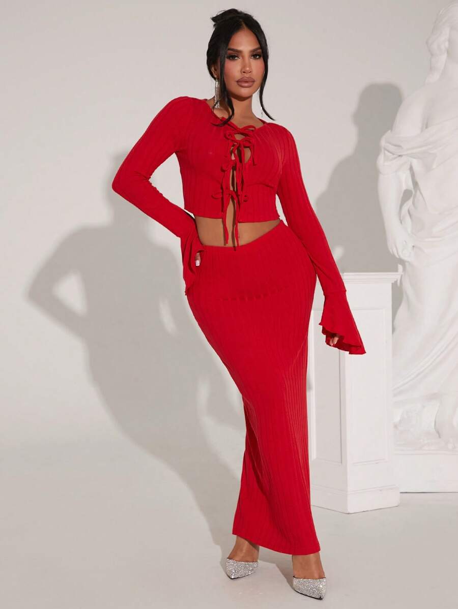 SHEIN SXY Damen Outfit-Set aus einfarbigem Crop Top mit Bindeband und Glockenärmeln sowie langem figurbetontom Bleistiftrock, 2-teilig - Bordeaux - Übersicht 1