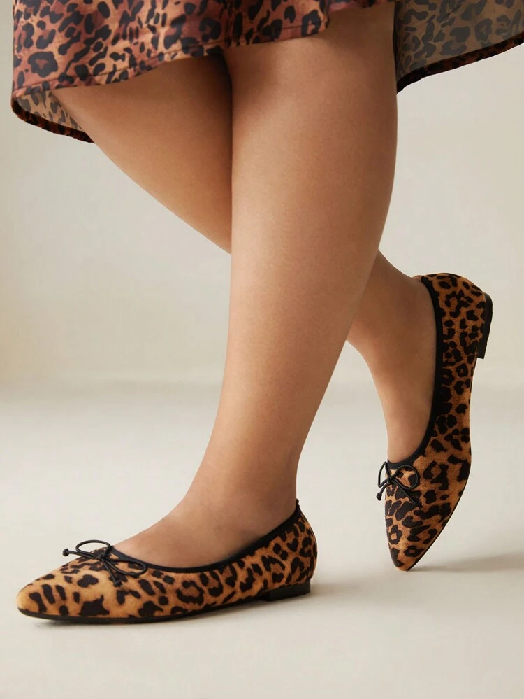 CUCCOO CURVES Plus Size Wide Fit Leopard Print Bow Loafer Flats, Casual Slip-On Shoes For Daily Wear, All Seasons