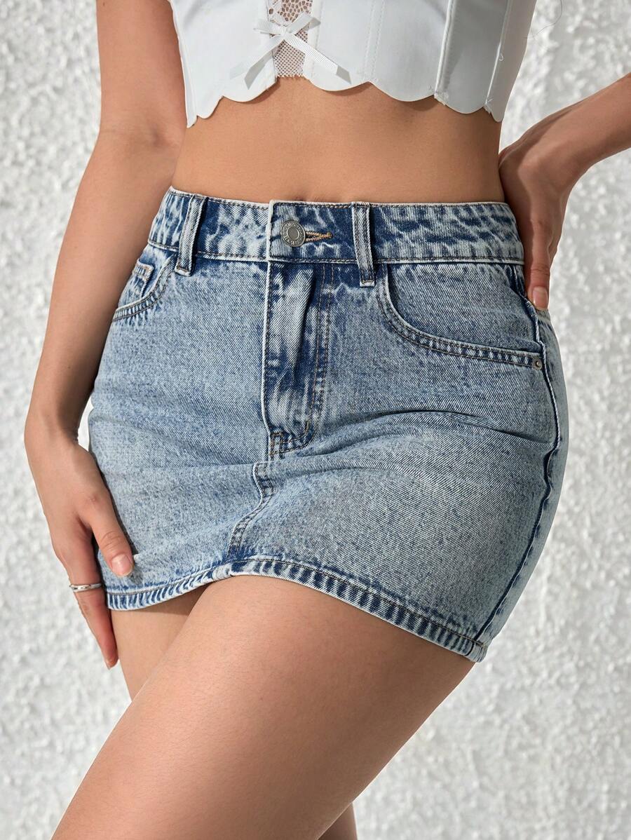 SHEIN PETITE 女士休闲口袋紧身牛仔迷你裙 - 淺色水洗藍 - 查看 1