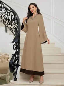 Al Najma 2024 春秋新款 V 领修身浅色阿拉伯风格连衣裙，优雅长款 Jalabiya 阿拉伯连衣裙，适合晚会/婚礼嘉宾/周年纪念，端庄