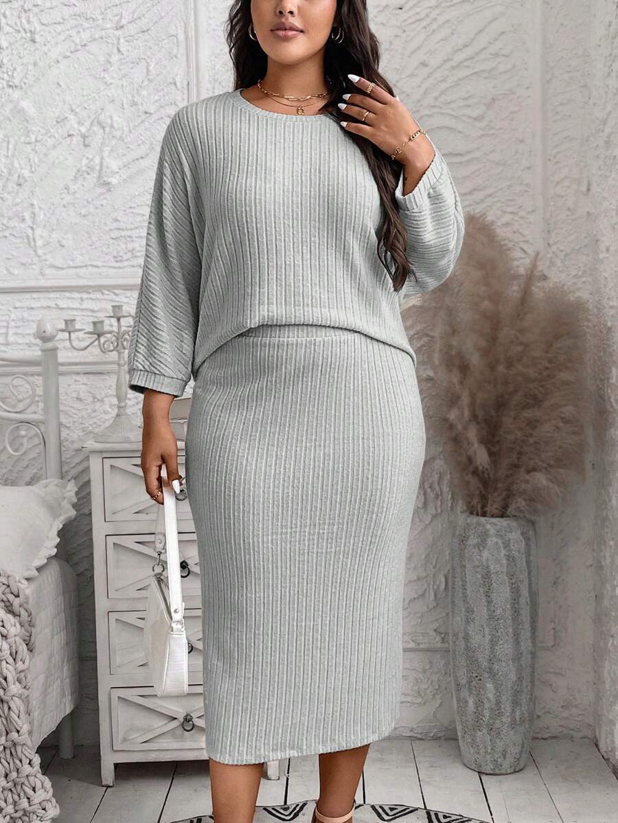 SHEIN LUNE 2pcs/Set Women's Casual Bat Wing Ribbed Crop Top And Mini Skirt Outfit Winter Clothes - Light Grey - View 1