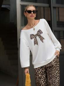 SHEIN EZwear Áo nỉ mỏng dài tay dáng rộng in họa tiết da báo và nơ màu trắng cỡ lớn cho nữ vào mùa thu/đông - trắng - Xem 6