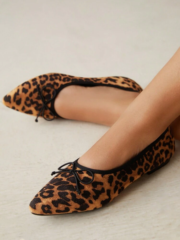 CUCCOO CURVES Plus Size Wide Fit Leopard Print Bow Loafer Flats, Casual Slip-On Shoes For Daily Wear, All Seasons