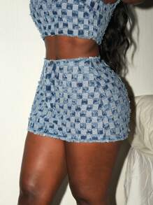 Slaydiva Women's Checkerboard Pattern Raw Hem Bodycon Mini Denim Skirt - Medium Wash - View 1