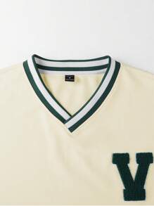 Manfinity Sporsity Men's Casual Fashion Letter Flocking Loose V-Neck Sweatshirt Y2k Jersey, For Tennis, For Fall