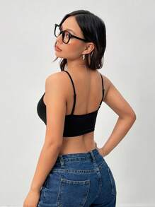 SHEIN PETITE 休闲、简约、百搭的基本款短款性感腰带、修身款女式吊带背心，适合所有季节穿着