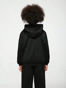 SHEIN Conjunto informal de estilo callejero para niño preadolescente con sudadera con capucha y pantalones con cordón en la cintura