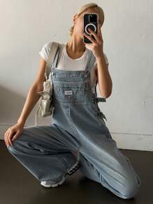 DAZY Pantalones vaqueros de peto de pierna ancha con estampado de letras y bolsillos para mujer