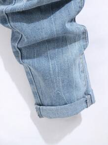 Manfinity Roughcore 男式口袋破洞修身休闲牛仔裤 - 淺色水洗藍 - 查看 7