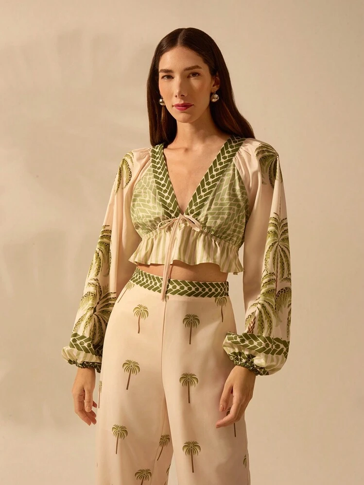 CAJUNI Blusa de mujer con cuello en V, manga farol y nudo con estampado tropical de palmeras, informal, para vacaciones en la playa, top corto para el verano - Multicolor - Añade 3