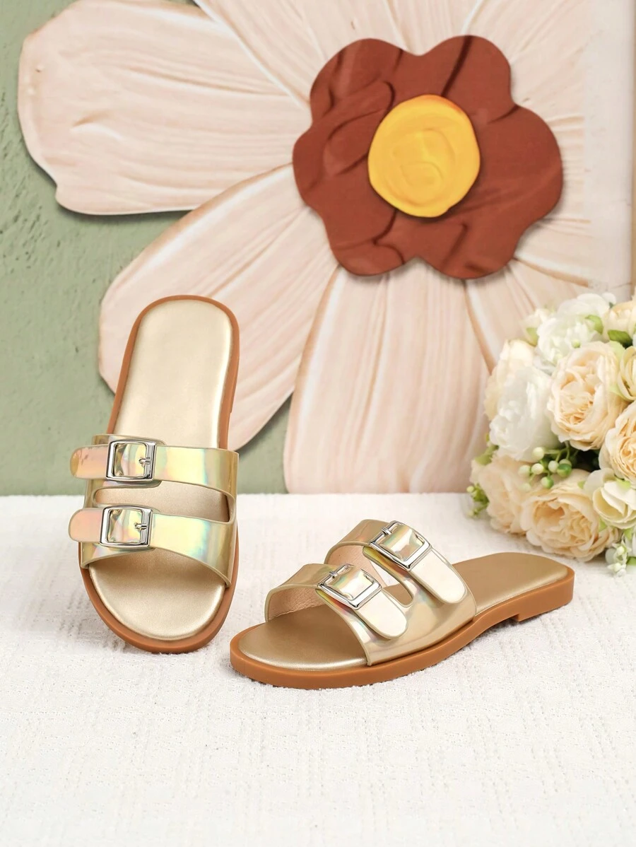 Dziewczęce, codzienne, płaskie sandały w kolorze złotym