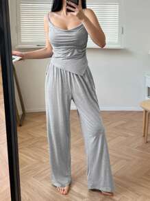 DAZY Conjunto de pijama con top corto escote redondo con detalle de pliegues y pantalón suelto y recto para usar en casa