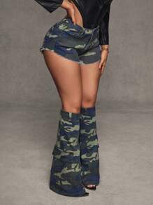 SHEIN BAE Women's Camo Print Pocketed Frayed Hem Casual Denim Shorts With Leg Warmers - Multicolor - View 2
