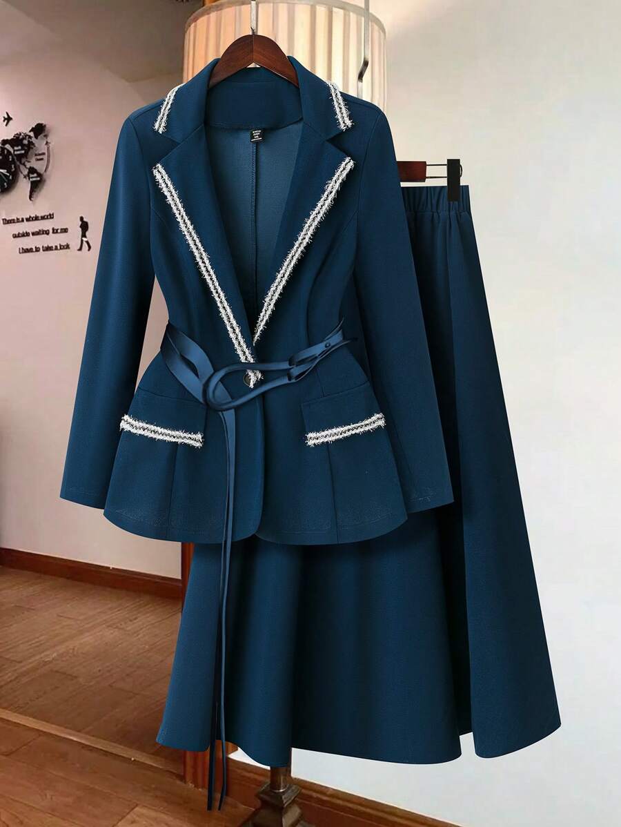 SHEIN Unity 大码女式秋季拼接丝带翻领长袖夹克和百褶迷你裙套装 - 藍色 - 查看 1