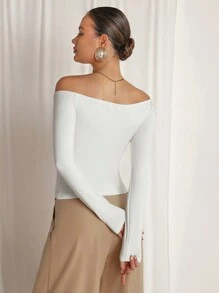 COSMINA Women's Off-Shoulder Long Sleeve Ruched Fitted T-Shirt, Solid Color For Autumn