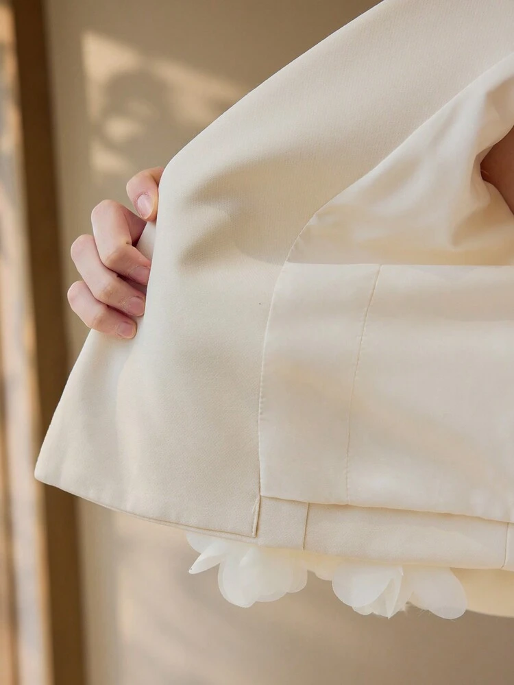 APPLIQUES LAPEL COLLAR BLAZER