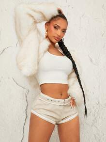 SHEIN SXY 秋季女装；女式卡其色复古简约狂欢节/音乐派对水洗皮 PU 性感短裤，适合秋季/风格；孔眼点缀交叉腰时尚短裤；休闲浅杏色金属腰带装饰 - 杏色 - 查看 4