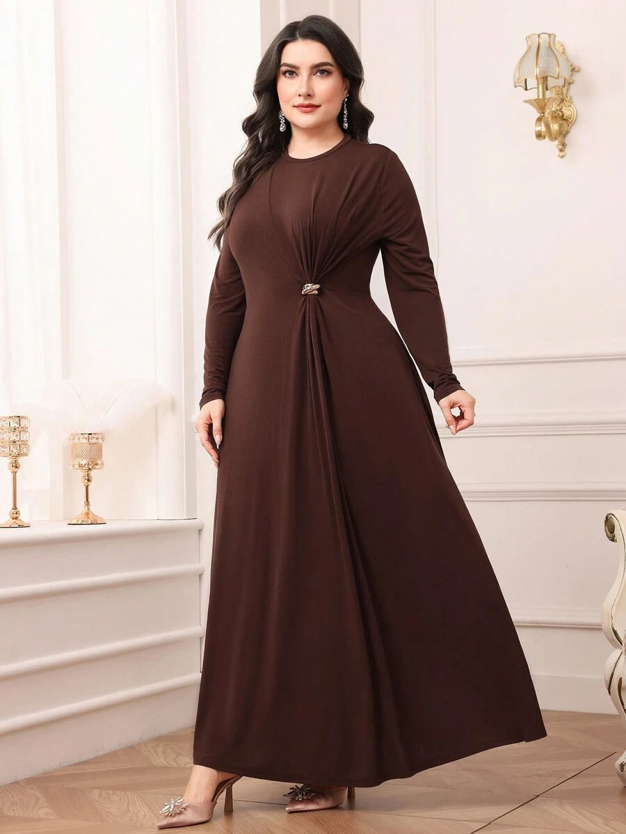 Modelyn Vestito lungo semplice con scollo tondo, manica lunga, orlo plissettato, per grandi taglie, abito da sera lungo