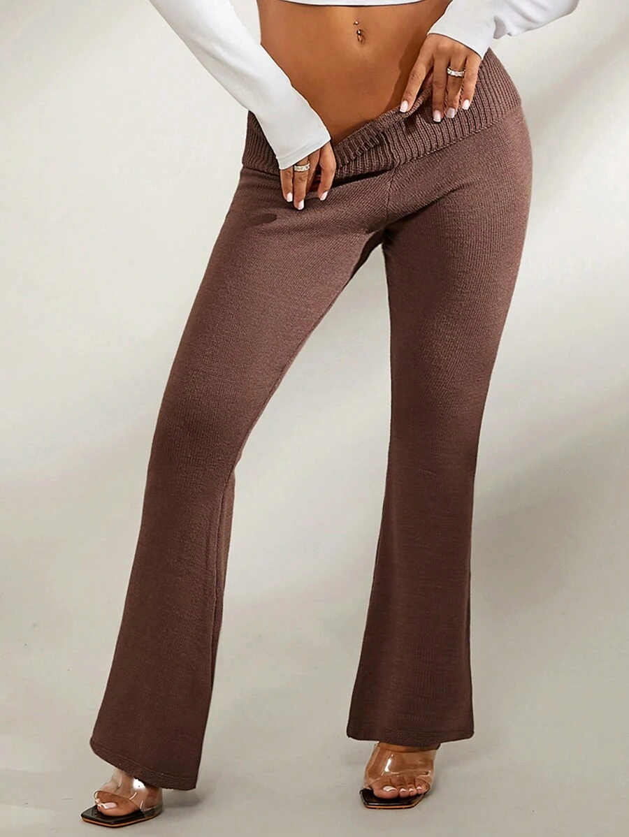 SHEIN SXY 简约百搭年轻女士紧身褶皱喇叭低腰超长针织裤套装，适合通勤、居家、休闲外出 - 棕色 - 查看 1