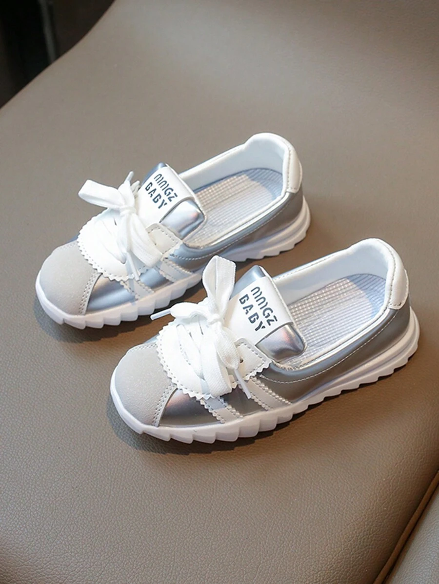 1 Pair Fashion Color Block Children's Sports Shoes, New Lace-Up Comfortable Casual Flats For Girls Daily Outdoor, Round Toe Flat Running Shoes For Boys, Suitable For Spring & Autumn (Size Runs Small)