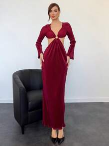 Aloruh Elegant Pleated Sexy V-Neck Waist Cutout Long Sleeve Slim Burgundy Dress - Burgundy - View 1