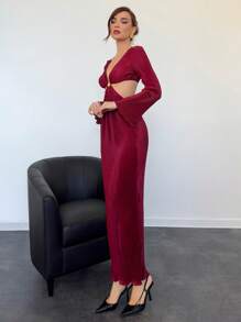 Aloruh Elegant Pleated Sexy V-Neck Waist Cutout Long Sleeve Slim Burgundy Dress - Burgundy - View 5