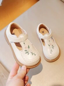 1 双女童平底鞋，米色，钩环设计，舒适百搭，公主风格儿童鞋 - 米色 - 查看 1