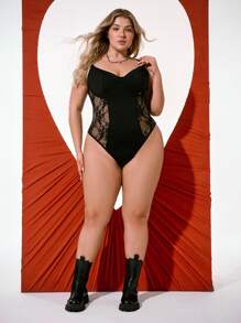 CovetEZ 大码黑色蕾丝紧身衣，春季