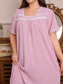 Trezura 大码公主风甜美蕾丝拼接柔软编织波尔卡圆点提花纹理面料休闲长裙 - 粉色 - 查看 5