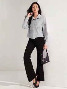 Modelyn 女士前扣长袖条纹简约休闲衬衫，适合日常穿着 - 黑與白 - 查看 2