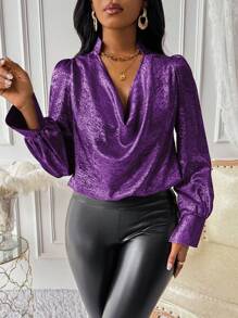 VaVaBold Elegante romantische damesblouse met kralenhalslijn, gemaakt van glanzende stof