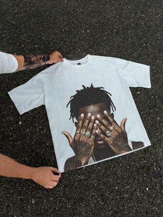 Manfinity Roghcode Men's Street Hiphop Tattoo Portrait Graphic Print Oversized T-Shirt