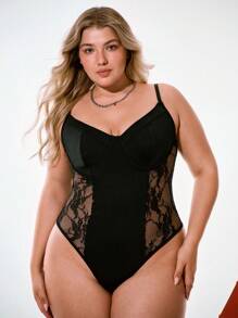 CovetEZ 大码黑色蕾丝紧身衣，春季