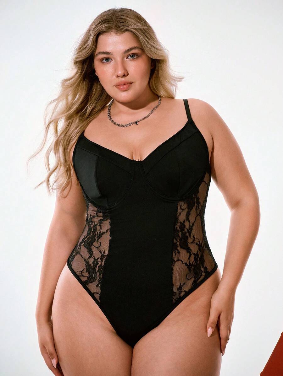 CovetEZ 大码黑色蕾丝紧身衣，春季