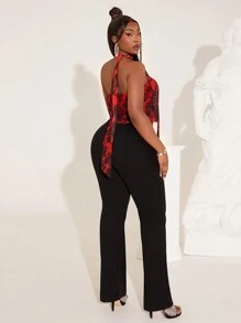 SHEIN SXY Plus Size Women's Black & Red Contrast Color Textured Print Mesh Crop Top (With Necktie) - Red - View 2