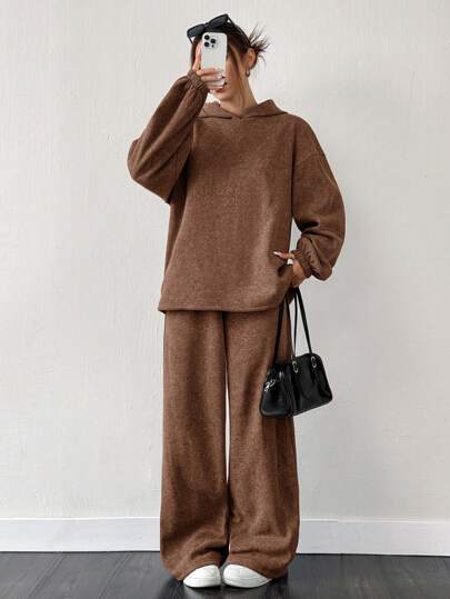 SHEIN EZwear 2pcs/Set Oversized Thermal Lined Hoodie Sweatshirt And Wide Leg Sweatpants, Brown,Fall,Fall Clothes For Women Brown Clothes Brown Two Piece Set Women Earthy Clothes Brown Outfit Women Comfortable Two Piece Set