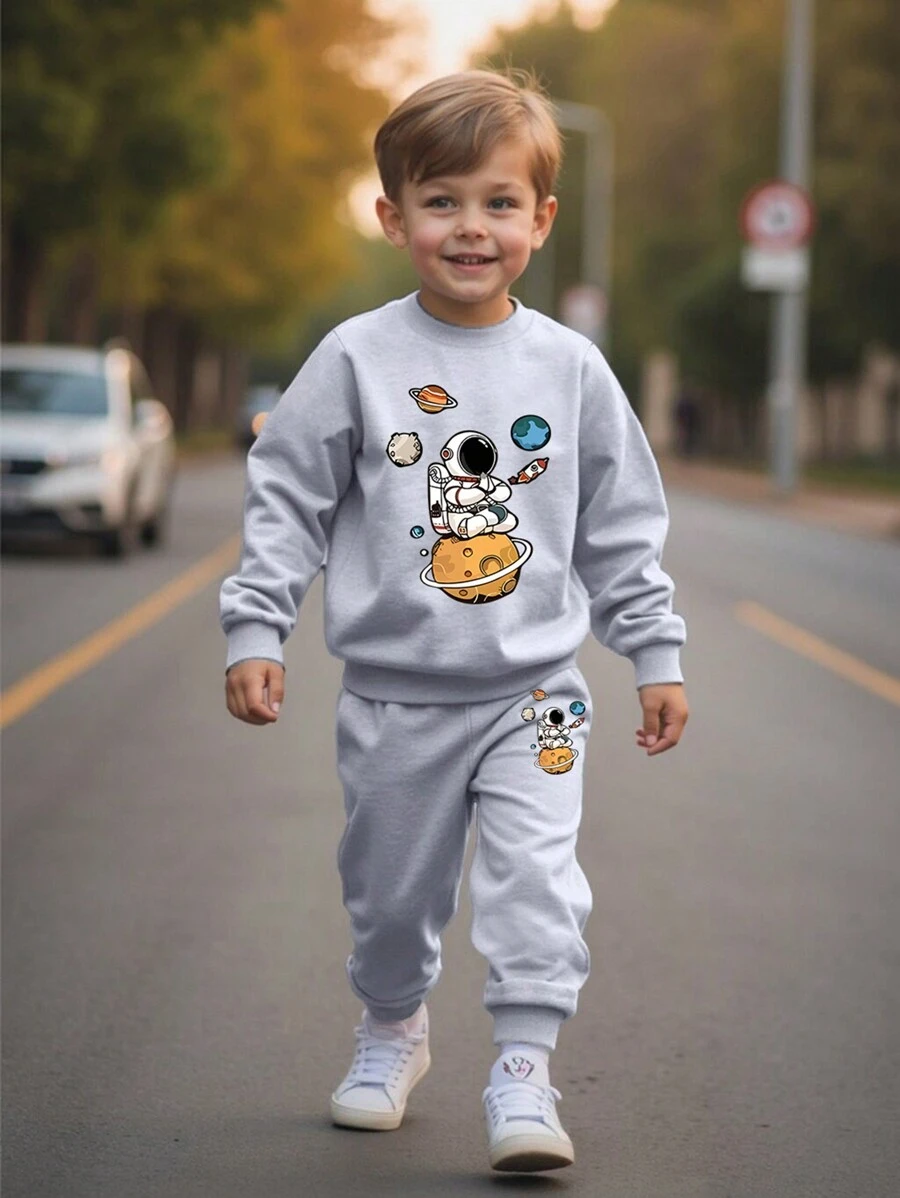 SHEIN 2pcs/Set Young Boy Astronaut Print Crew Neck Long Sleeve Sweatshirt And Sweatpants Casual Outfit, Autumn/Winter - Black - View 1