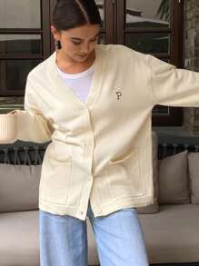 DAZY Cárdigan holgado con cuello en V y bordado de letras para mujer, ropa de otoño - Beis - Ver 7