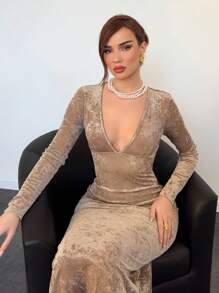 Aloruh Elegant Apricot Velvet Rose Jacquard Sexy Deep V Bodycon Mermaid Dress For Cocktail Party, Vacation - Apricot - View 3