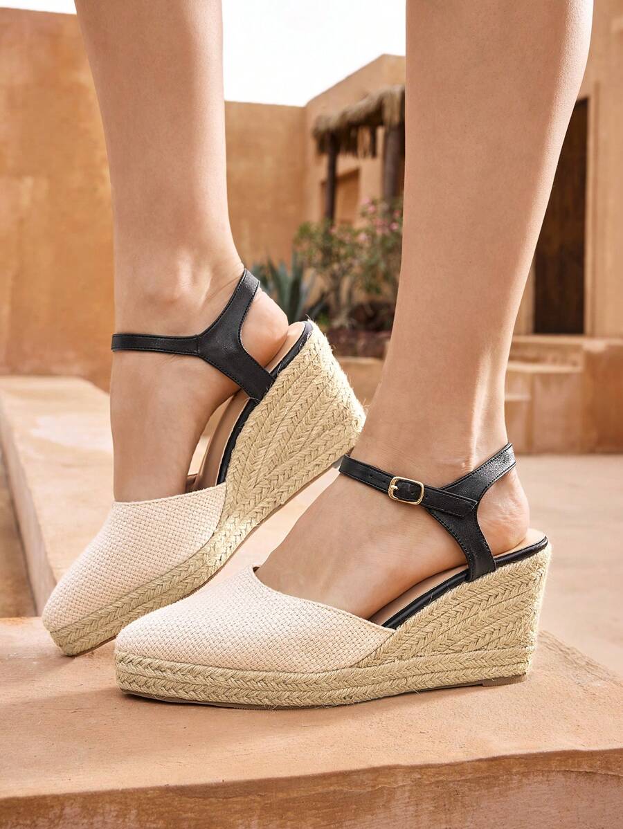 Styleloop Giày vải quai mắt cá chân đơn giản cho nữ, dây chun, khóa kéo, mũi tròn, khóa kim loại rỗng, đế xuồng dệt dày màu trắng - Màu be - Xem 1
