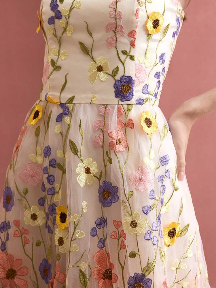 FLORAL EMBROIDERY FLOWY TUBE DRESS