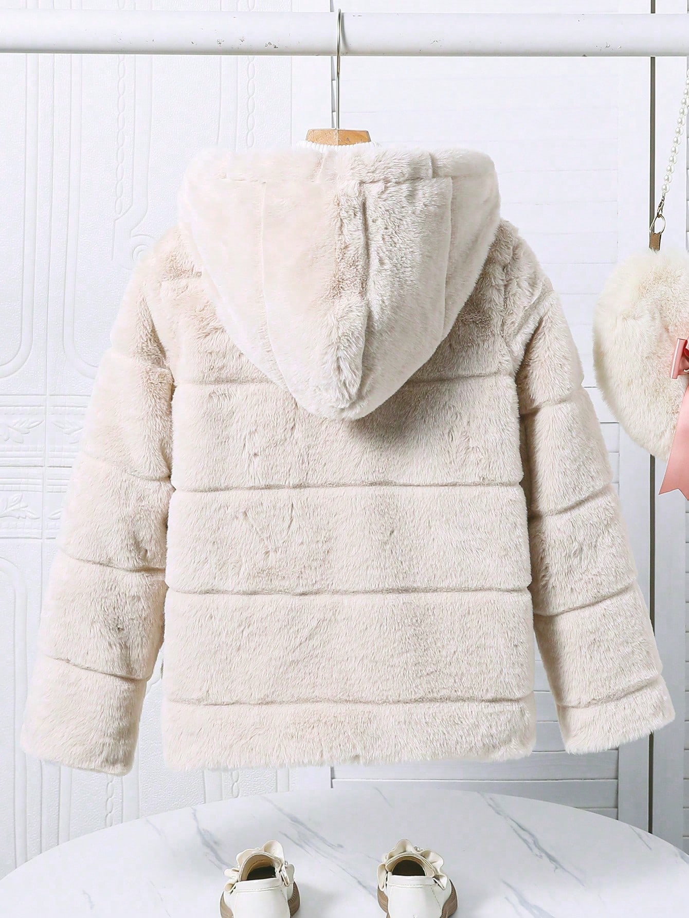 SHEIN جاكيت كاجوال عاملية مميزة متناسقة بقلنسوة لل...