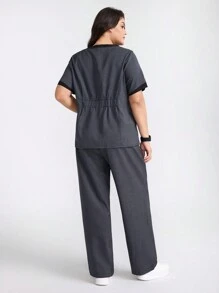 TaskEZ 大码纯色拼布短袖口袋衬衫和长裤护士制服套装 - 灰色 - 查看 2