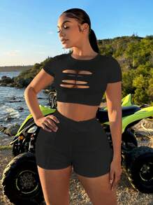 SHEIN SXY 高腰V腰拼接纯色性感短裤，夏季