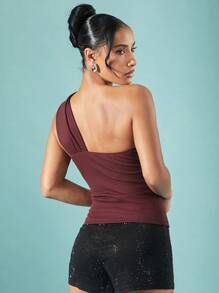 Hauture Top asimétrico de invierno con un hombro y giro delantero acanalado