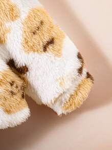 Young Girl Knitted Fluffy Letter Graffiti Graphic Oversized Casual Hooded Jacket - Brown - View 4