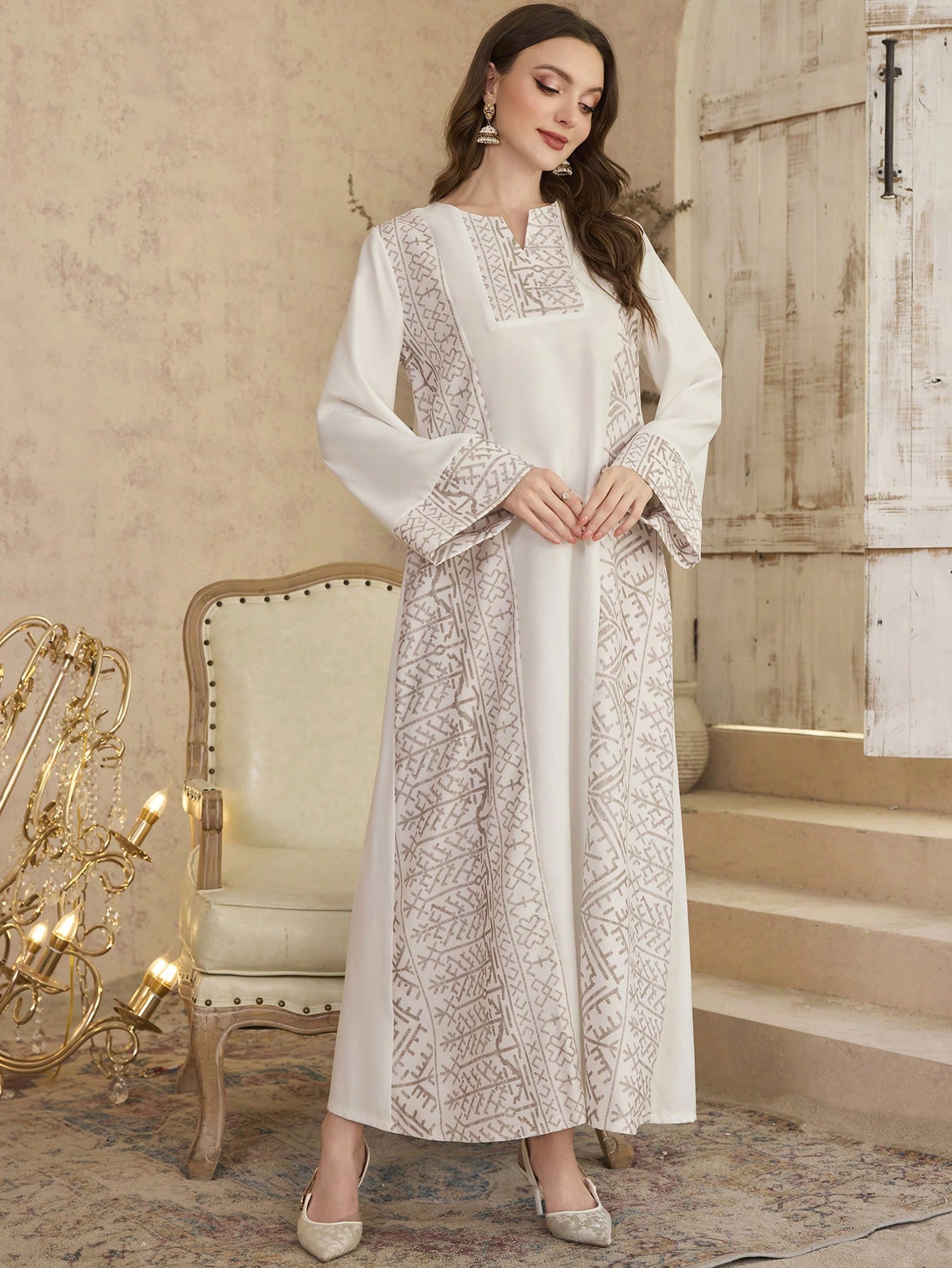 Al Najma رمضان عباءة طويلة بطباعة أنيقة دبي بألوان...